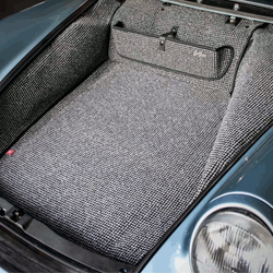 Black/Grey Houndstooth Trunk Mat
